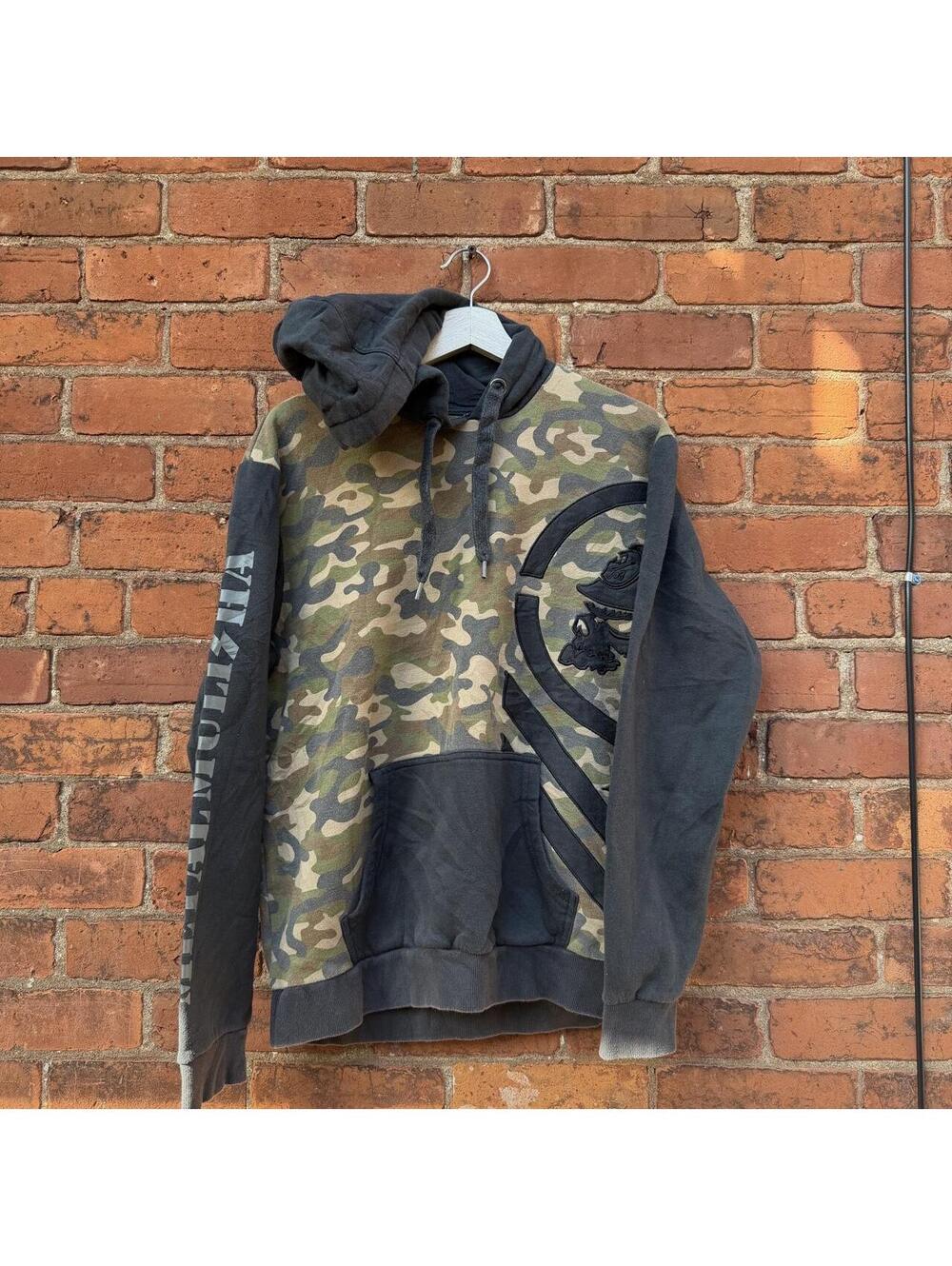 Vintage metal Mulisha camo hoodie 00s S fits bigger